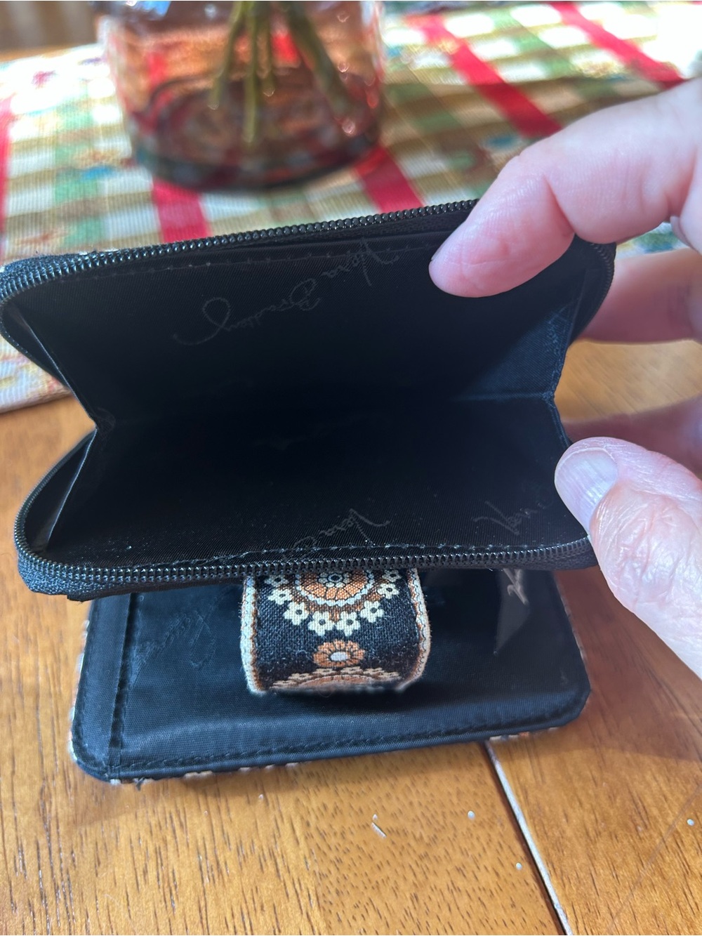 Vera Bradley Cafe Latte Snap Wallet - Picture 4 of 5